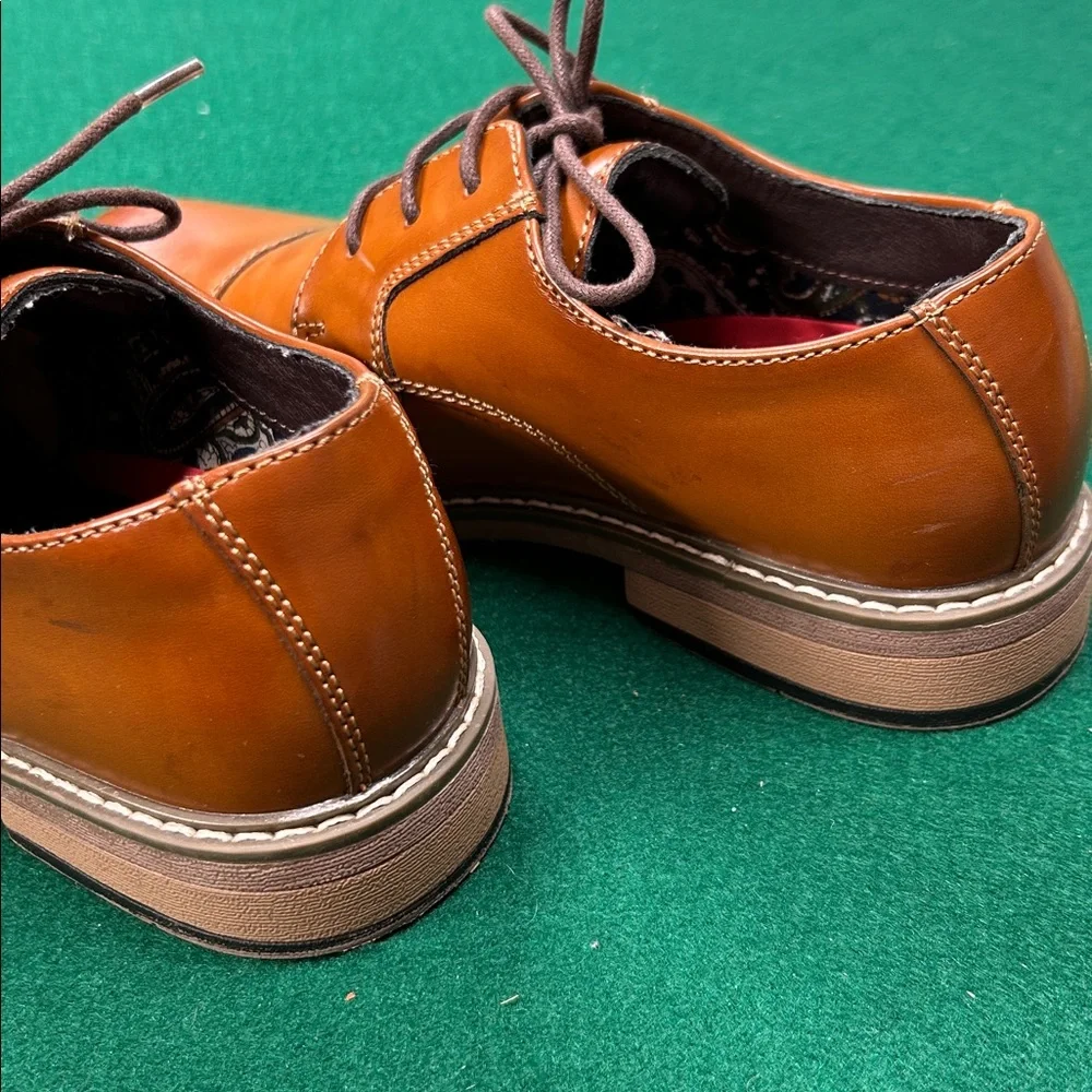 Bruno Marc dress shoes size 5 caramel color brown strings original like new